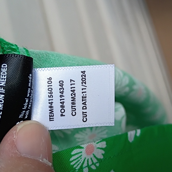 Torrid Mini Challis Skater Dress Daisy Floral Size 00/10 Medium - Picture 8 of 9